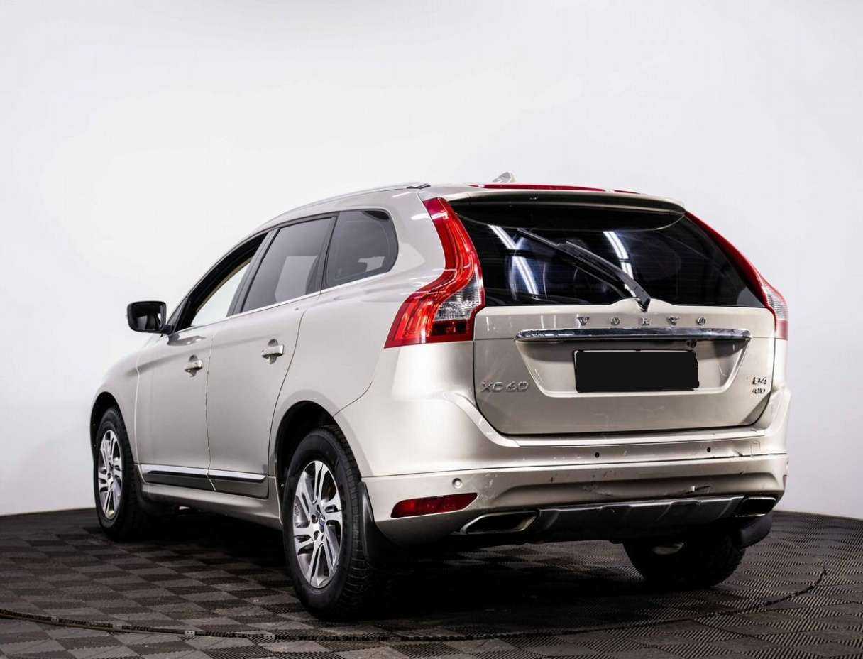 Volvo XC60 с пробегом — 2014 год. Фото: #3