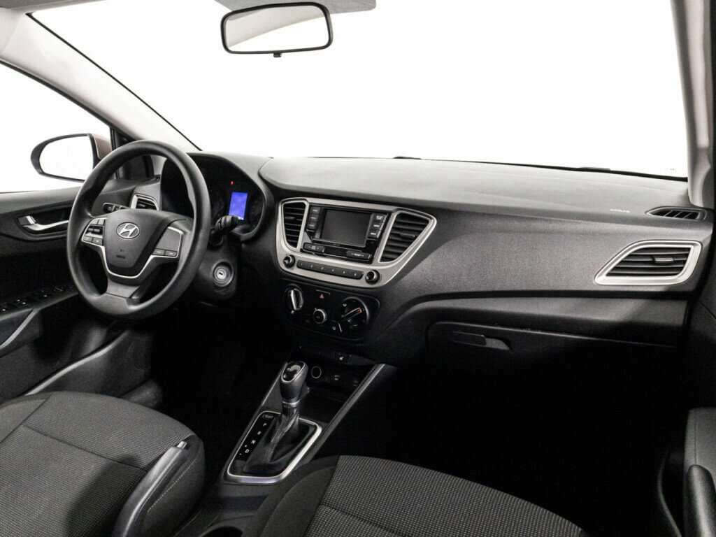 Hyundai Solaris с пробегом — 2020 год. Фото: #8