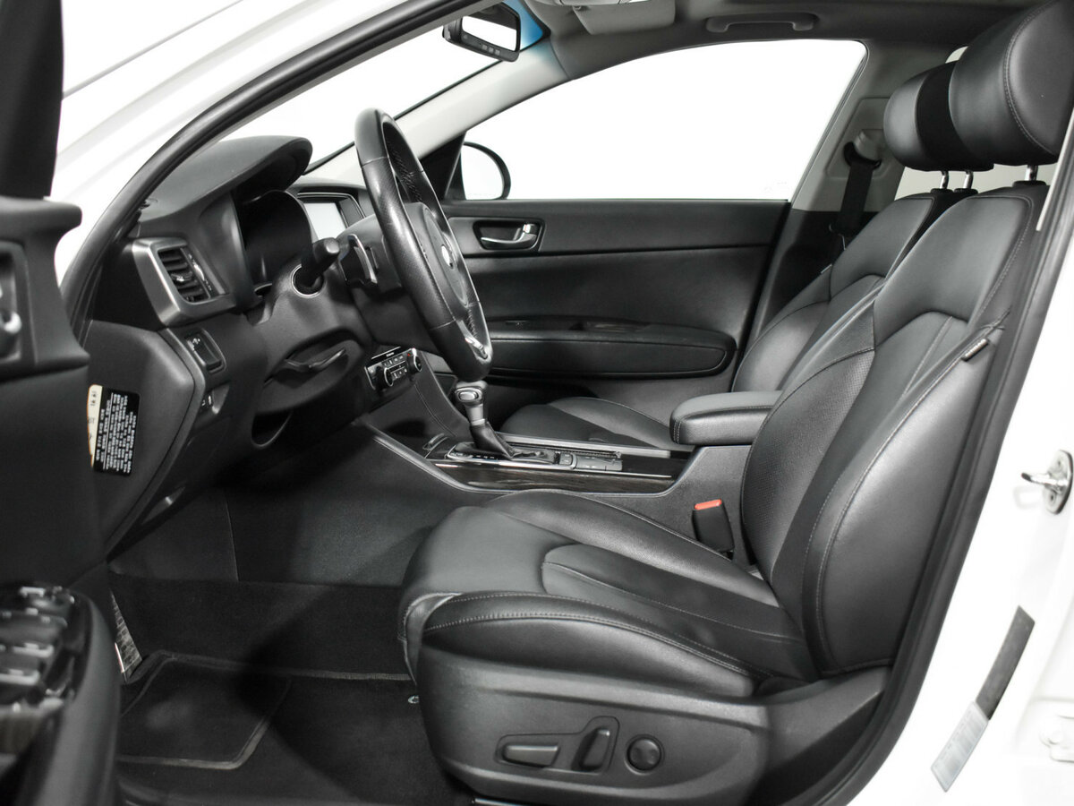 Kia K5 с пробегом — 2017 год. Фото: #8