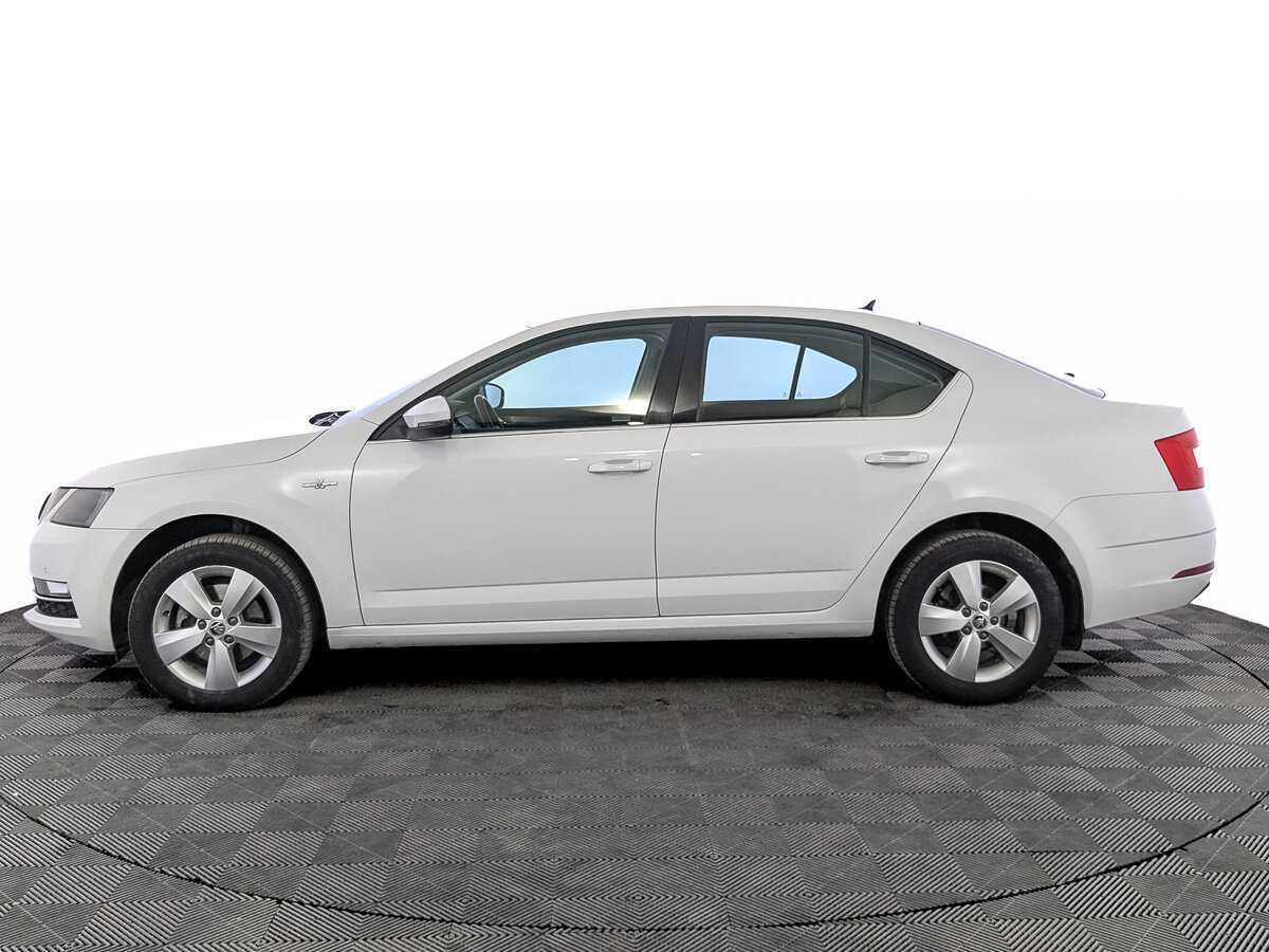Skoda Octavia с пробегом — 2020 год. Фото: #7