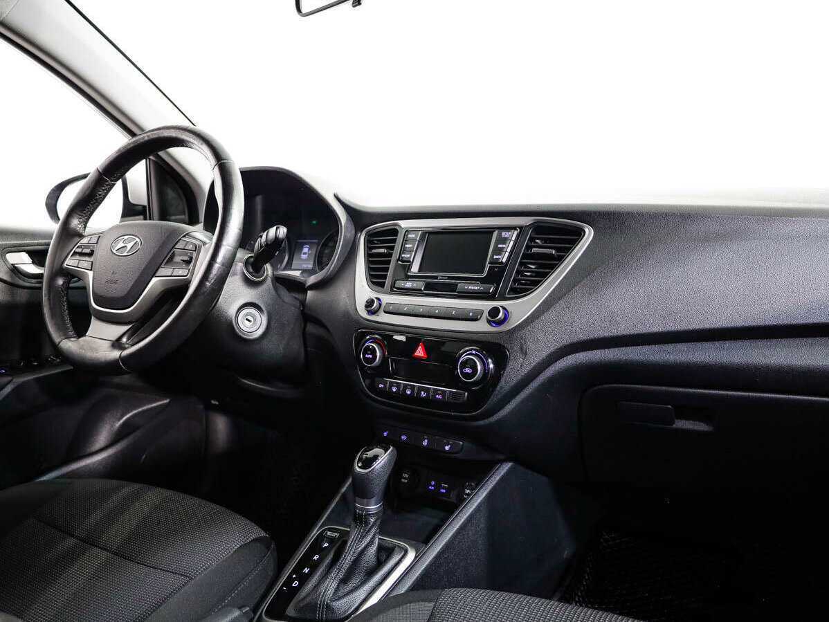 Hyundai Solaris с пробегом — 2018 год. Фото: #7