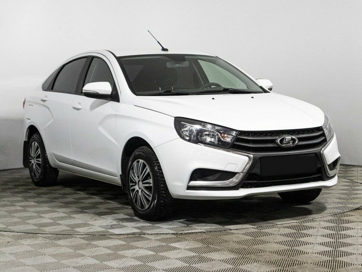 Lada (ВАЗ) Vesta с пробегом — 2019 год. Фото: #2