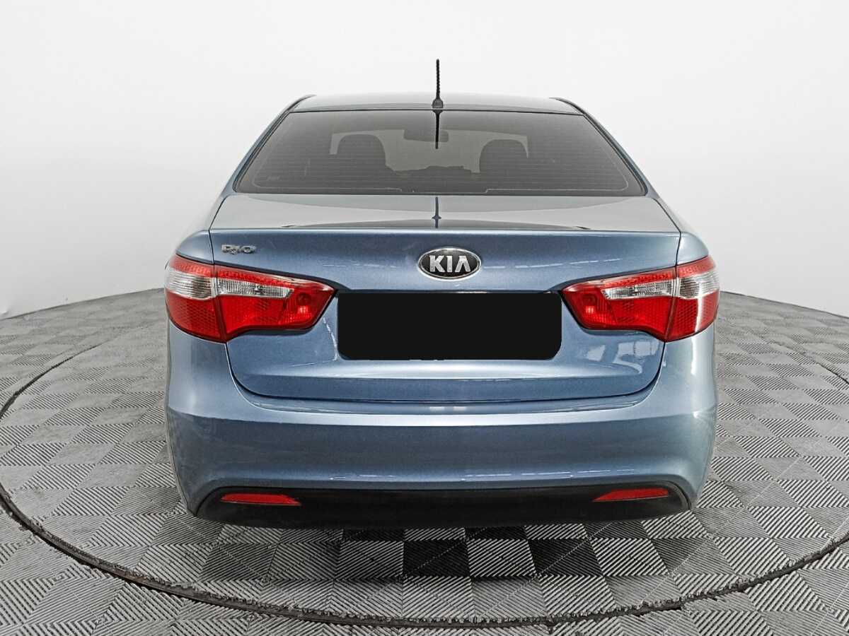 Kia Rio с пробегом — 2013 год. Фото: #4