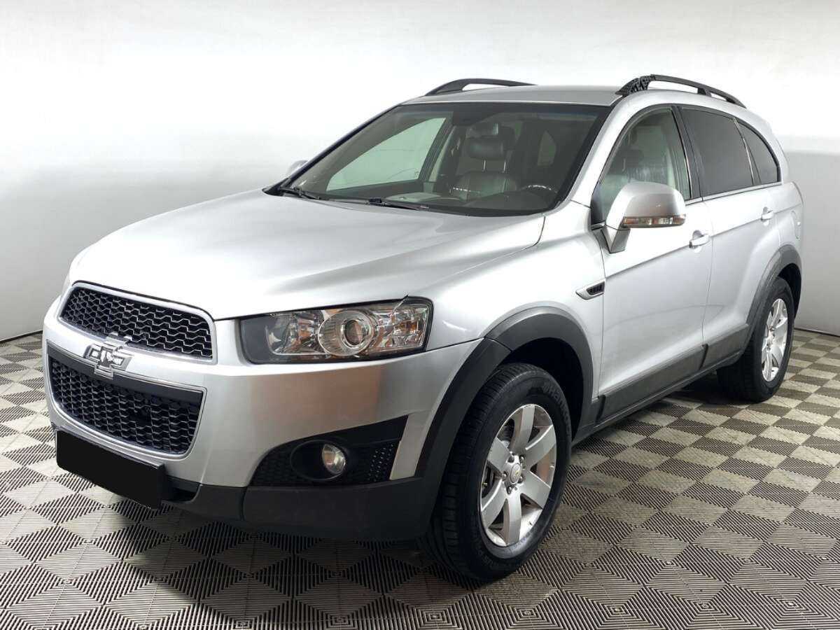 Chevrolet Captiva с пробегом — 2012 год. Фото: #0