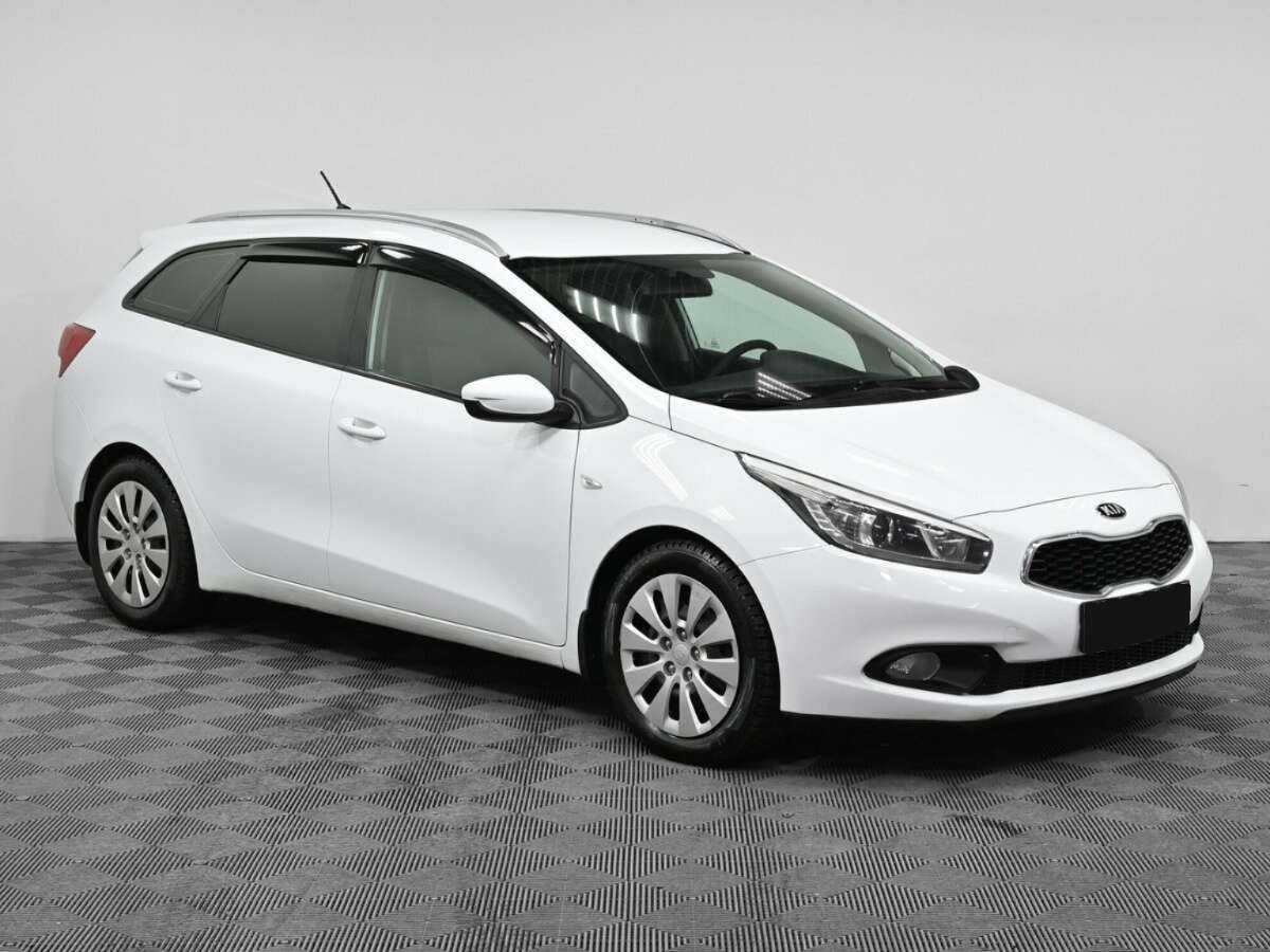 Kia Ceed с пробегом — 2013 год. Фото: #2