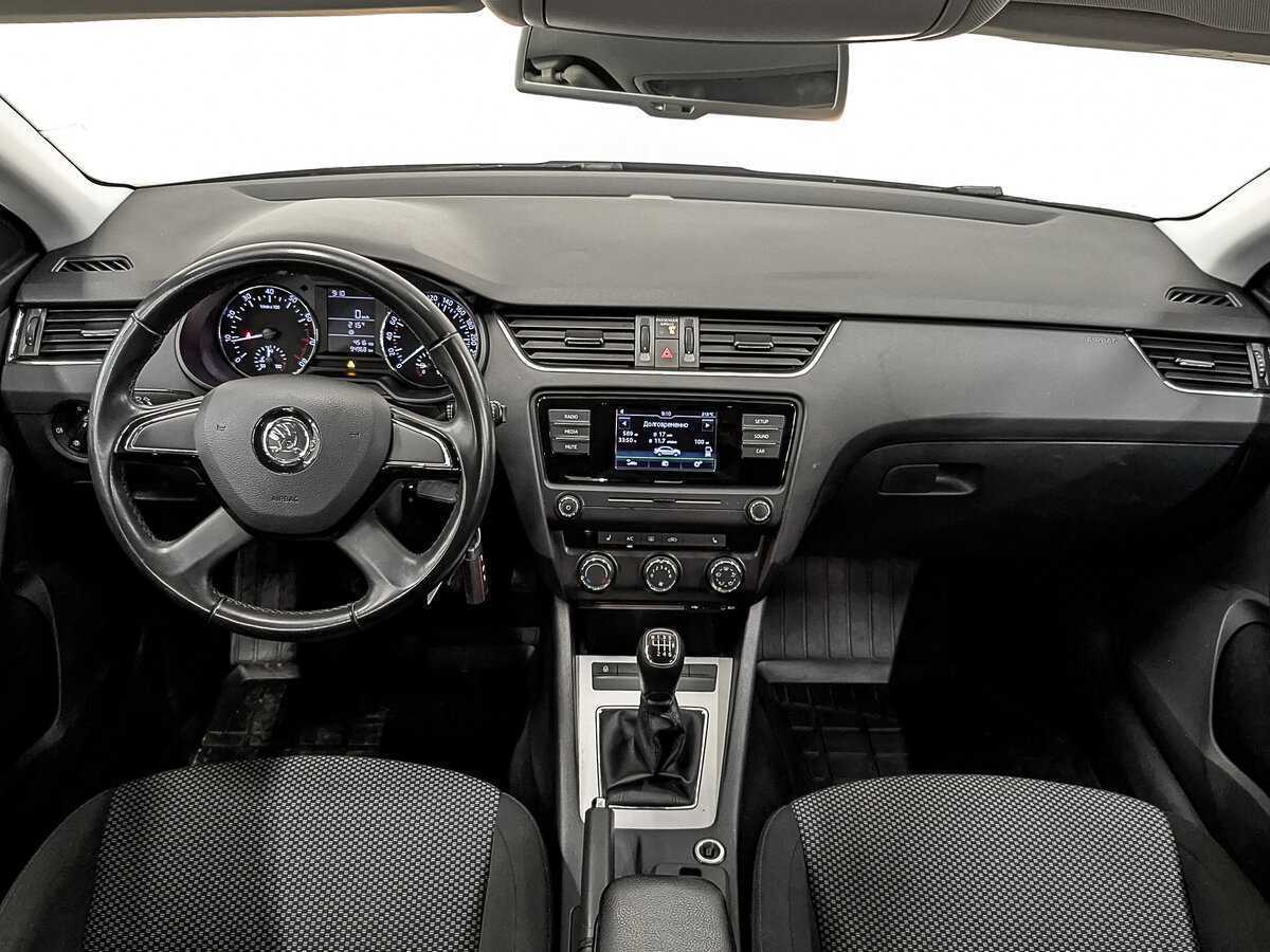 Skoda Octavia с пробегом — 2016 год. Фото: #13