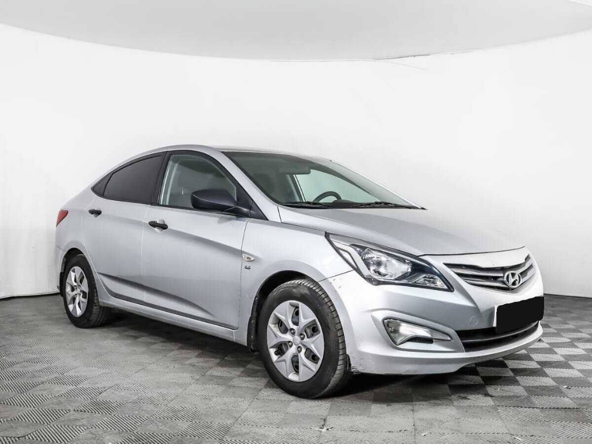 Hyundai Solaris с пробегом — 2014 год. Фото: #2