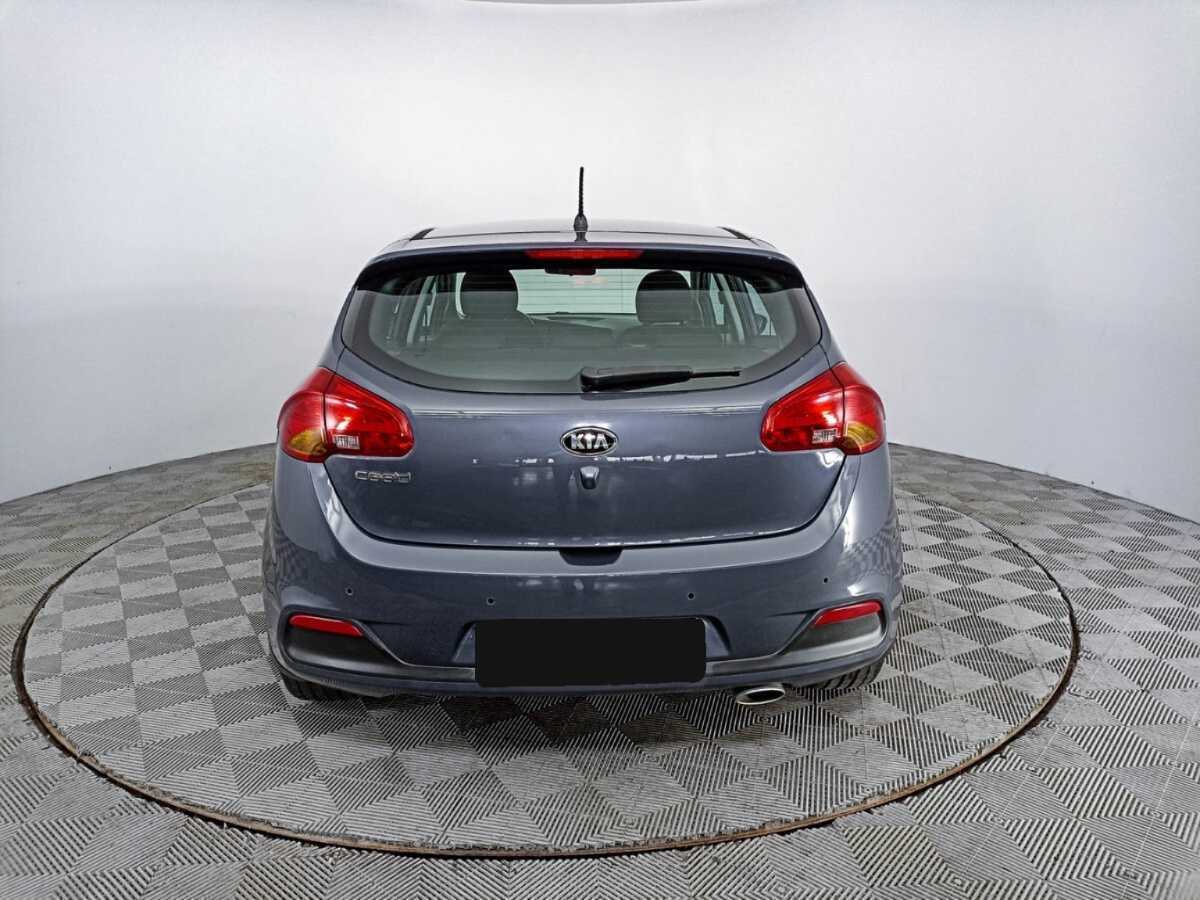 Kia Ceed с пробегом — 2014 год. Фото: #5