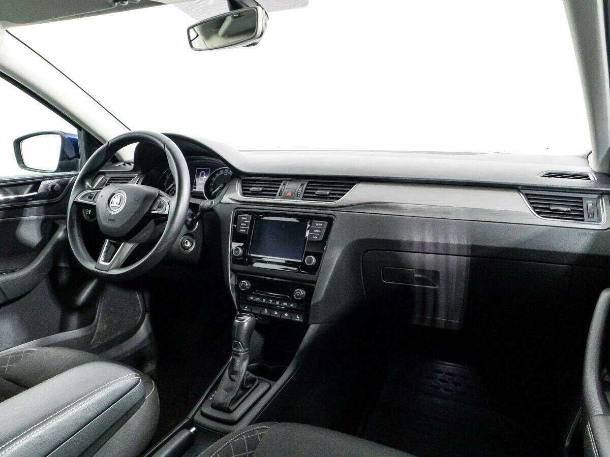 Skoda Rapid с пробегом — 2019 год. Фото: #8