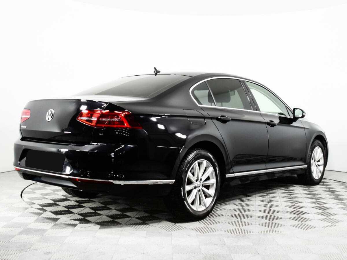 Volkswagen Passat с пробегом — 2016 год. Фото: #4