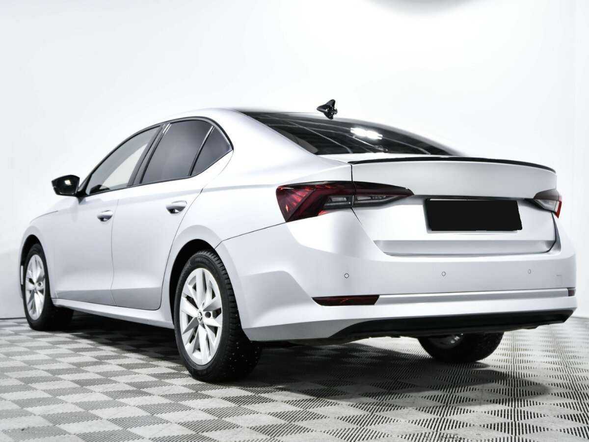 Skoda Octavia с пробегом — 2021 год. Фото: #5