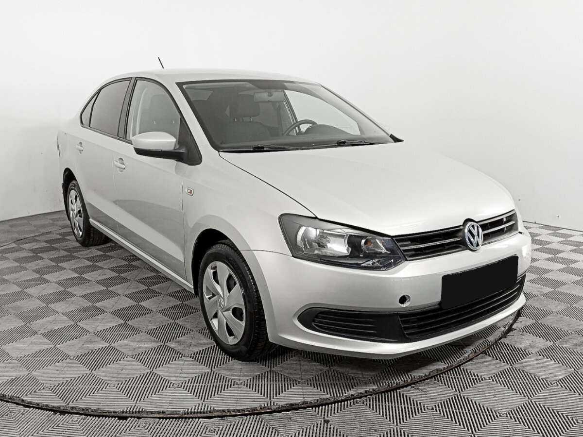 Volkswagen Polo с пробегом — 2013 год. Фото: #2