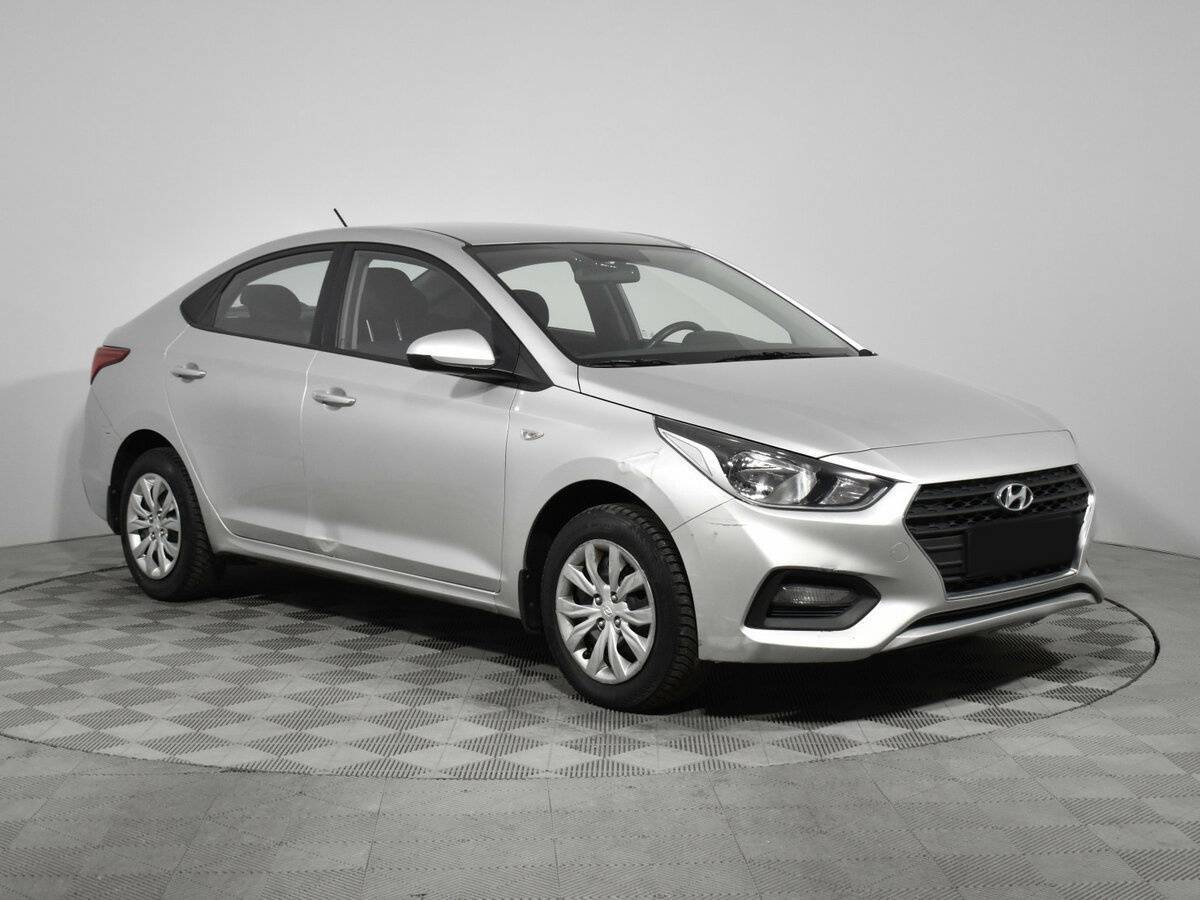 Hyundai Solaris с пробегом — 2017 год. Фото: #2