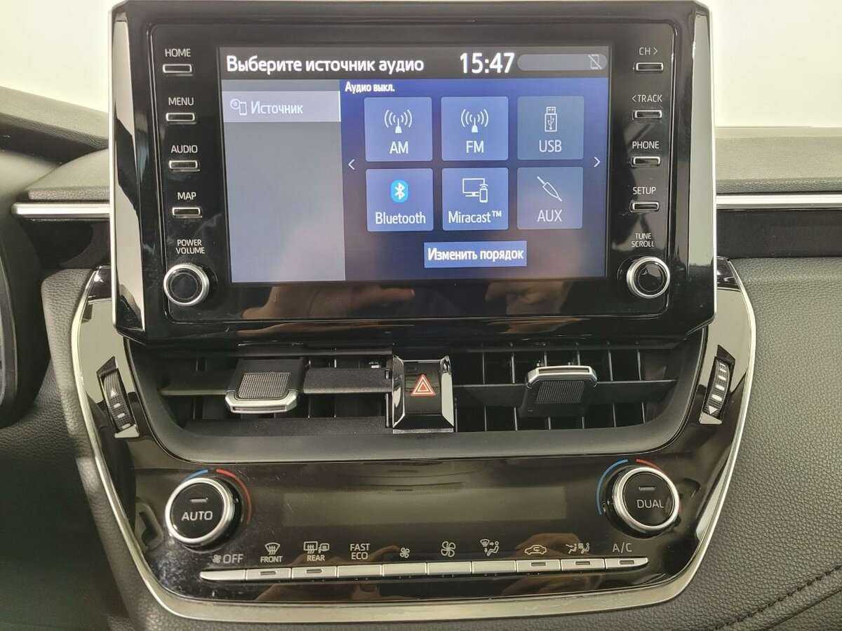 Toyota Corolla с пробегом — 2019 год. Фото: #11