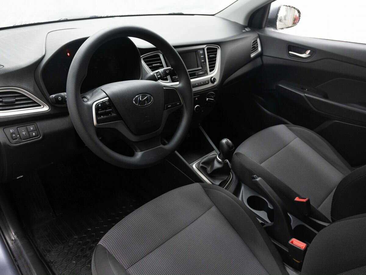 Hyundai Solaris с пробегом — 2019 год. Фото: #8