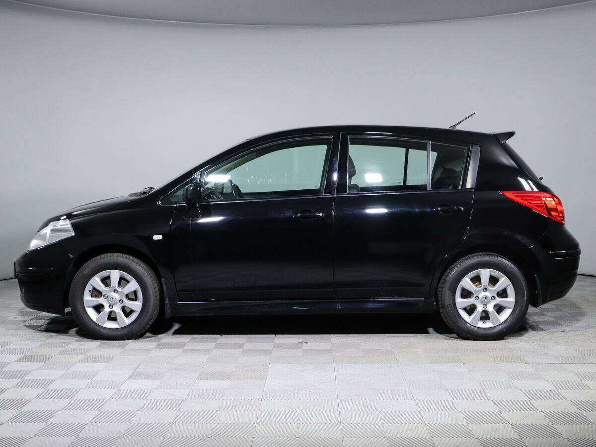 Nissan Tiida с пробегом — 2012 год. Фото: #7