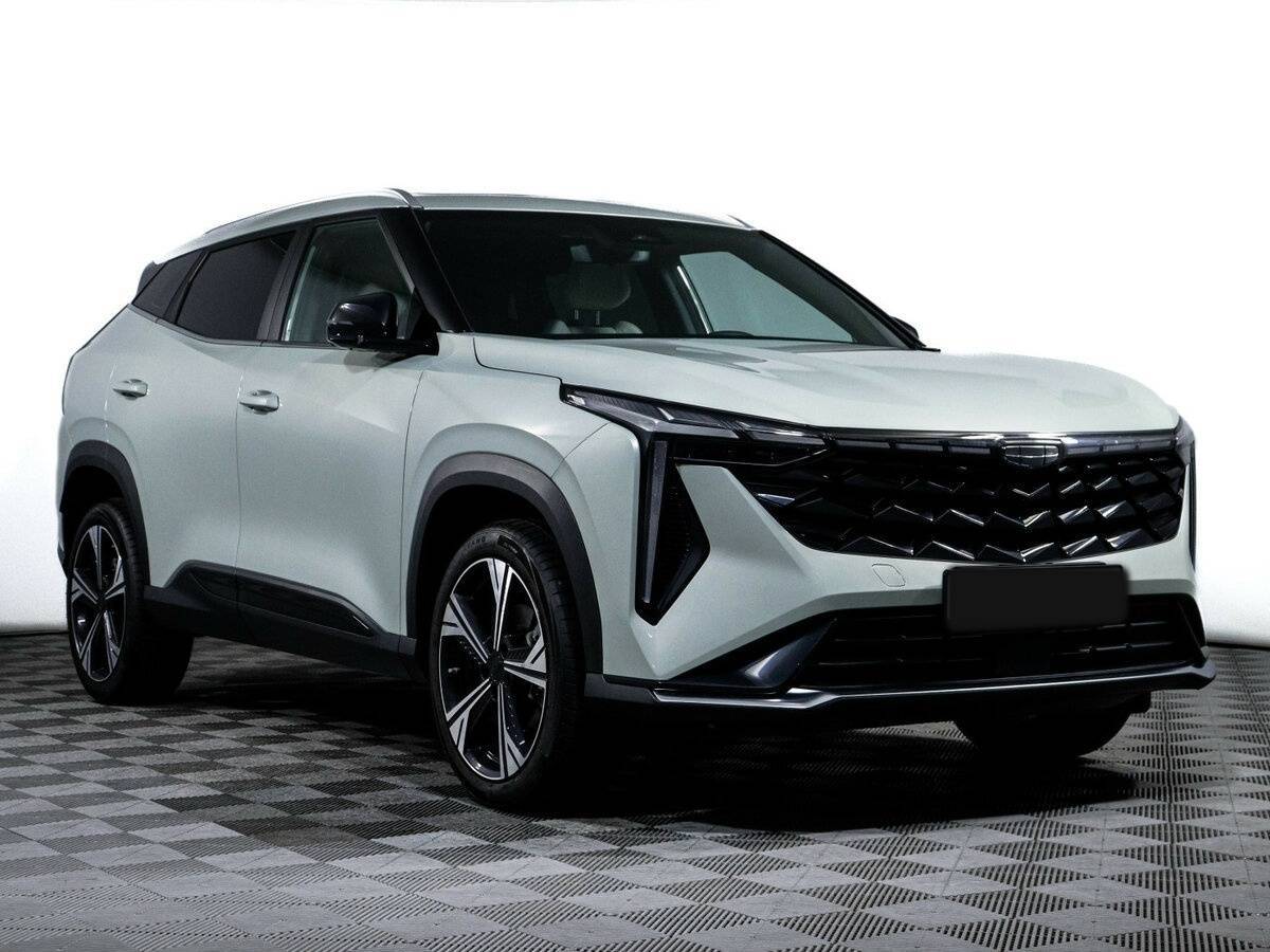 Geely Atlas с пробегом — 2023 год. Фото: #2