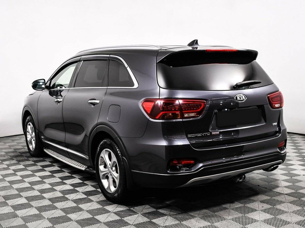 Kia Sorento с пробегом — 2019 год. Фото: #6