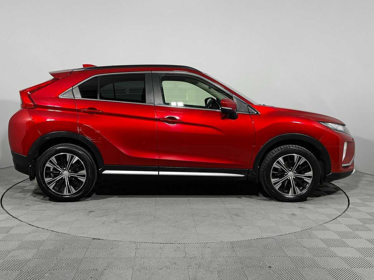 Mitsubishi Eclipse Cross с пробегом — 2018 год. Фото: #4