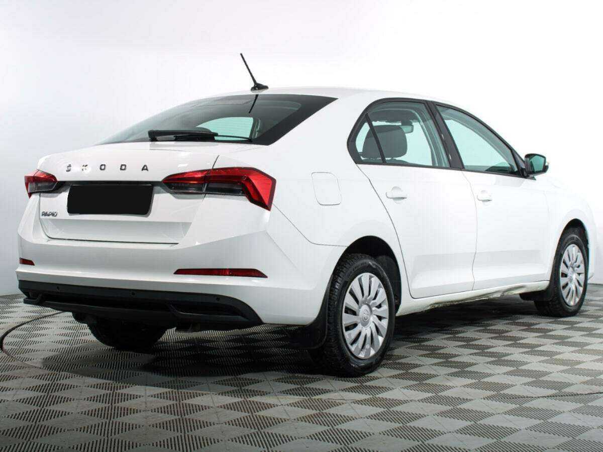 Skoda Rapid с пробегом — 2020 год. Фото: #1