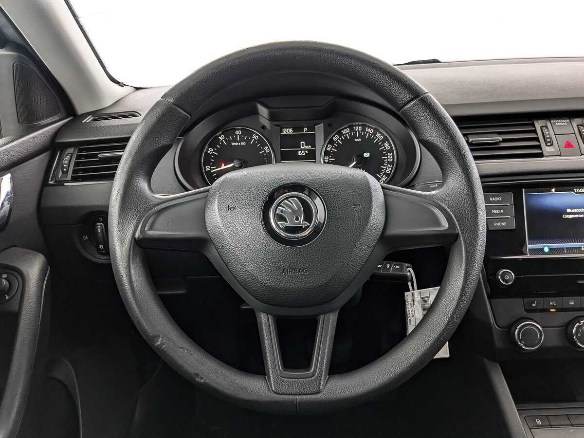 Skoda Octavia с пробегом — 2017 год. Фото: #17