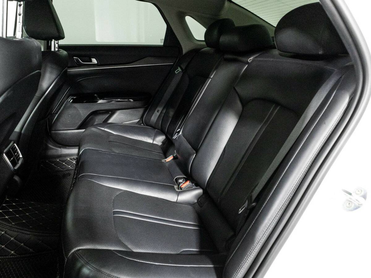 Kia K5 с пробегом — 2021 год. Фото: #8