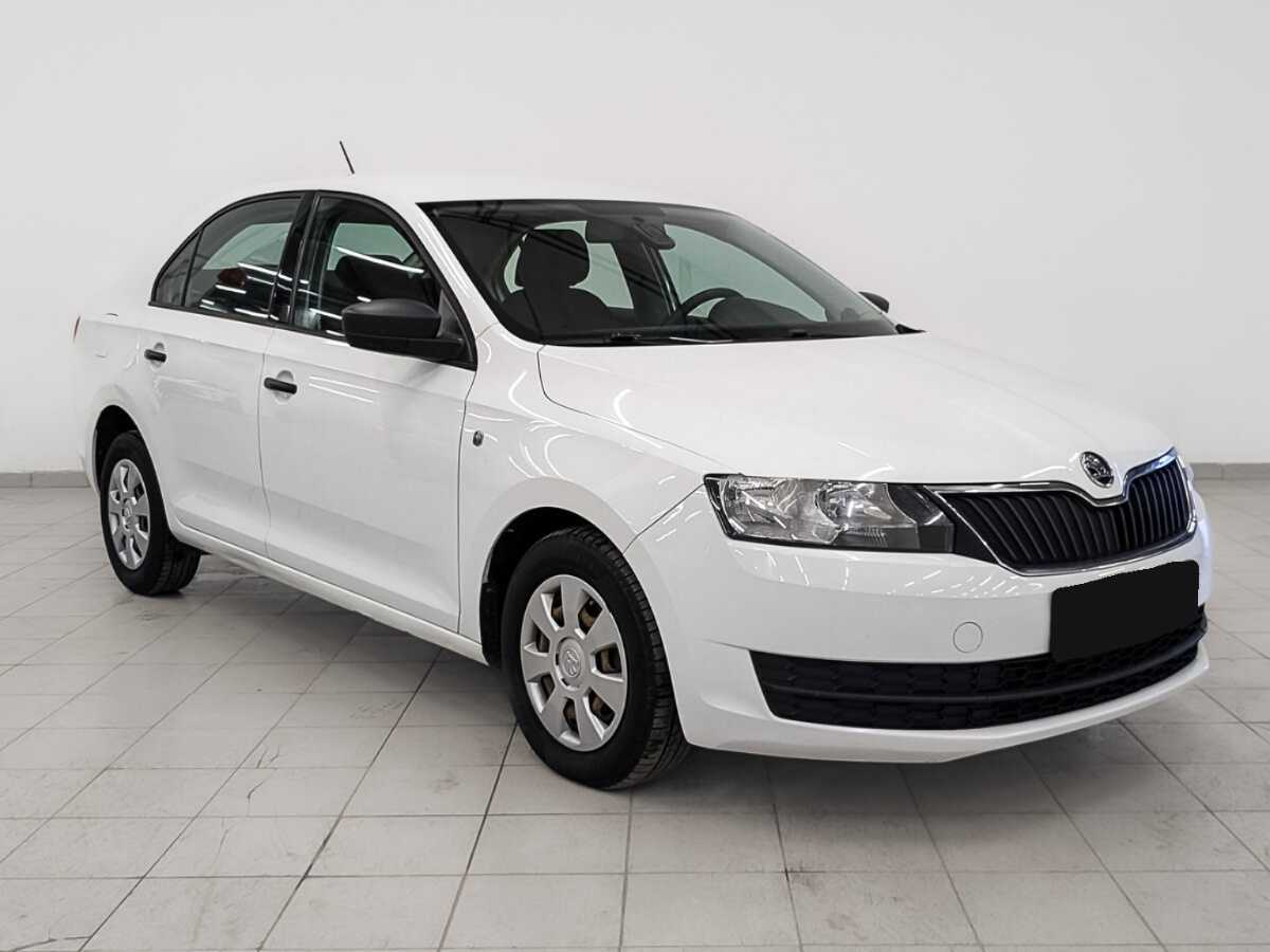 Skoda Rapid с пробегом — 2017 год. Фото: #2