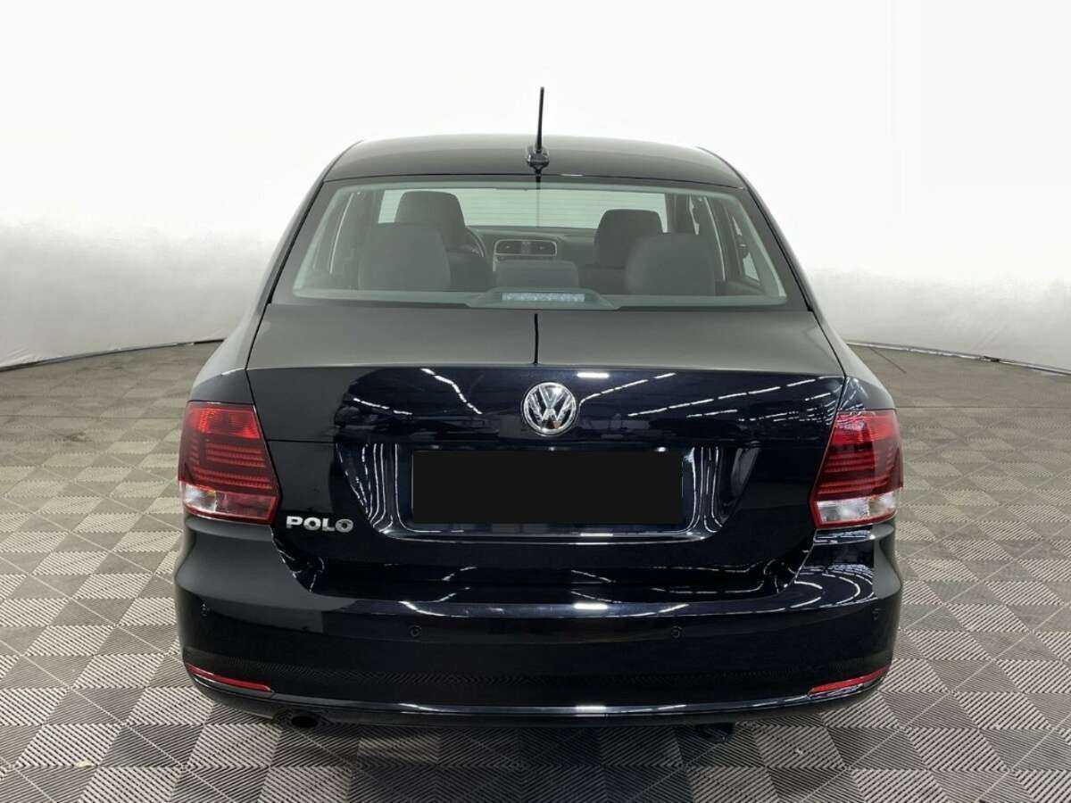 Volkswagen Polo с пробегом — 2019 год. Фото: #1