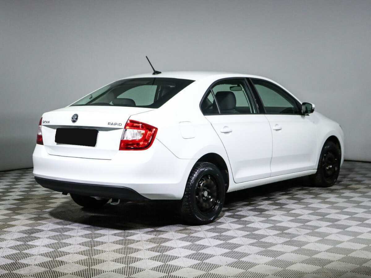Skoda Rapid с пробегом — 2019 год. Фото: #4