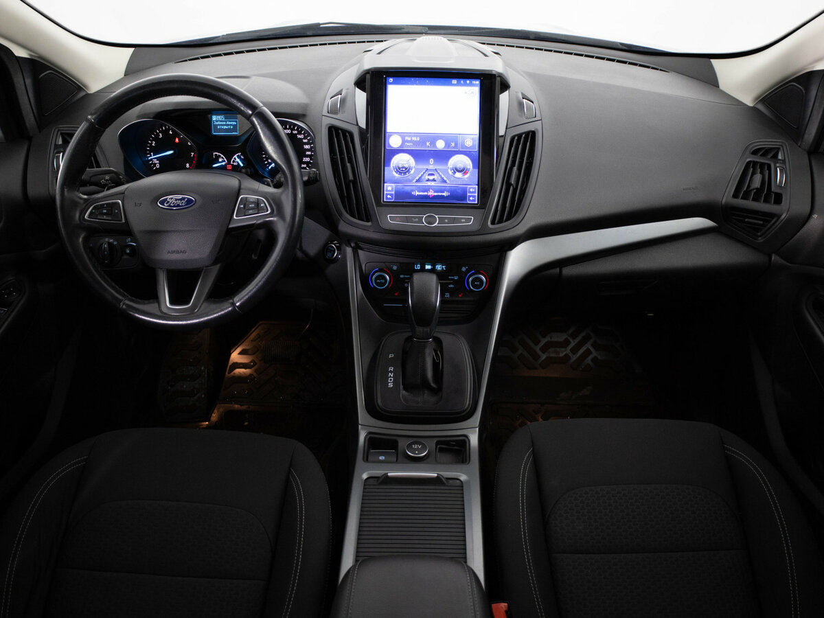 Ford Kuga с пробегом — 2017 год. Фото: #6