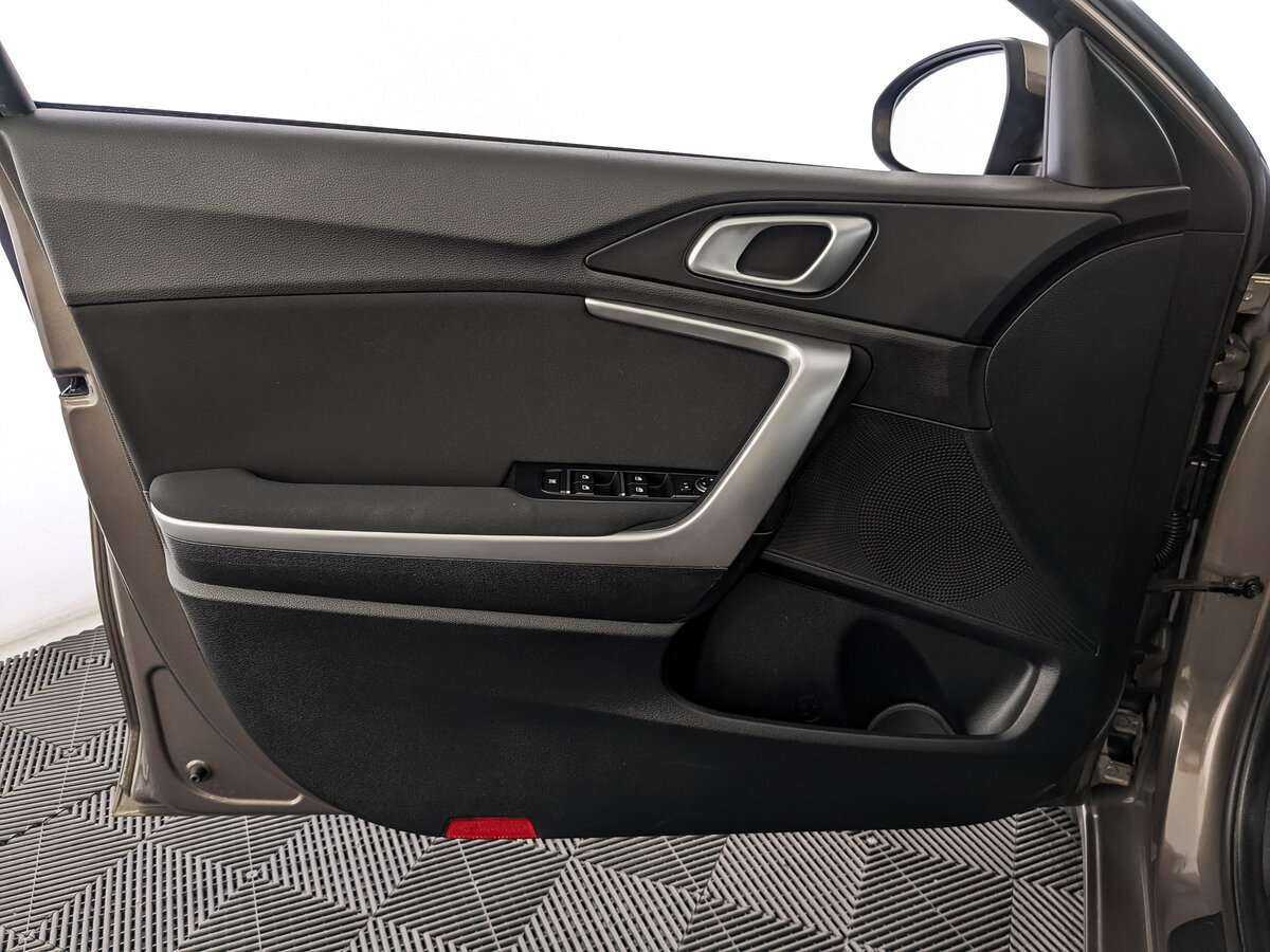 Kia Ceed с пробегом — 2021 год. Фото: #14