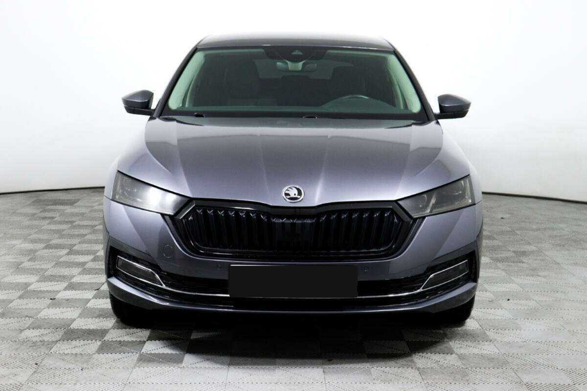 Skoda Octavia с пробегом — 2021 год. Фото: #1