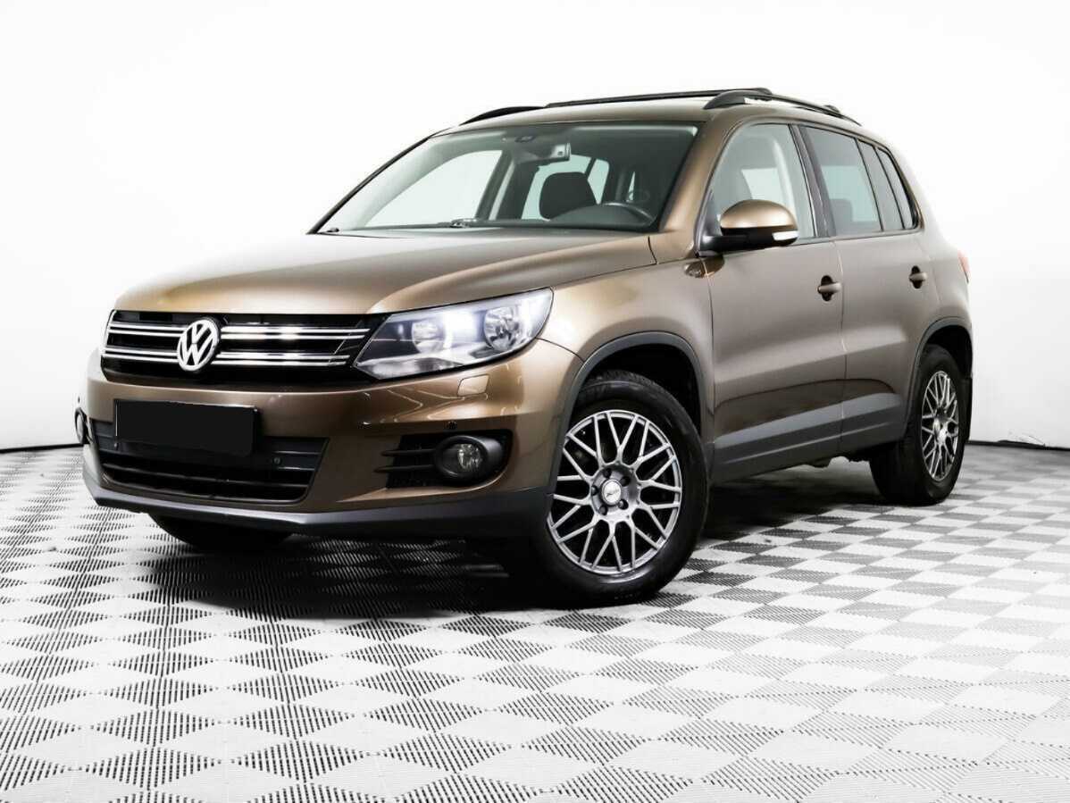 Volkswagen Tiguan с пробегом — 2015 год. Фото: #0