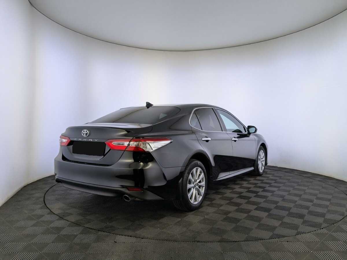 Toyota Camry с пробегом — 2020 год. Фото: #4