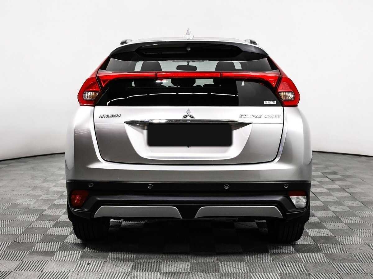 Mitsubishi Eclipse Cross с пробегом — 2018 год. Фото: #5