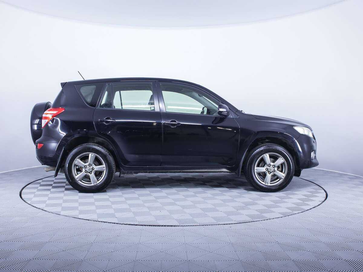 Toyota RAV4 с пробегом — 2012 год. Фото: #5
