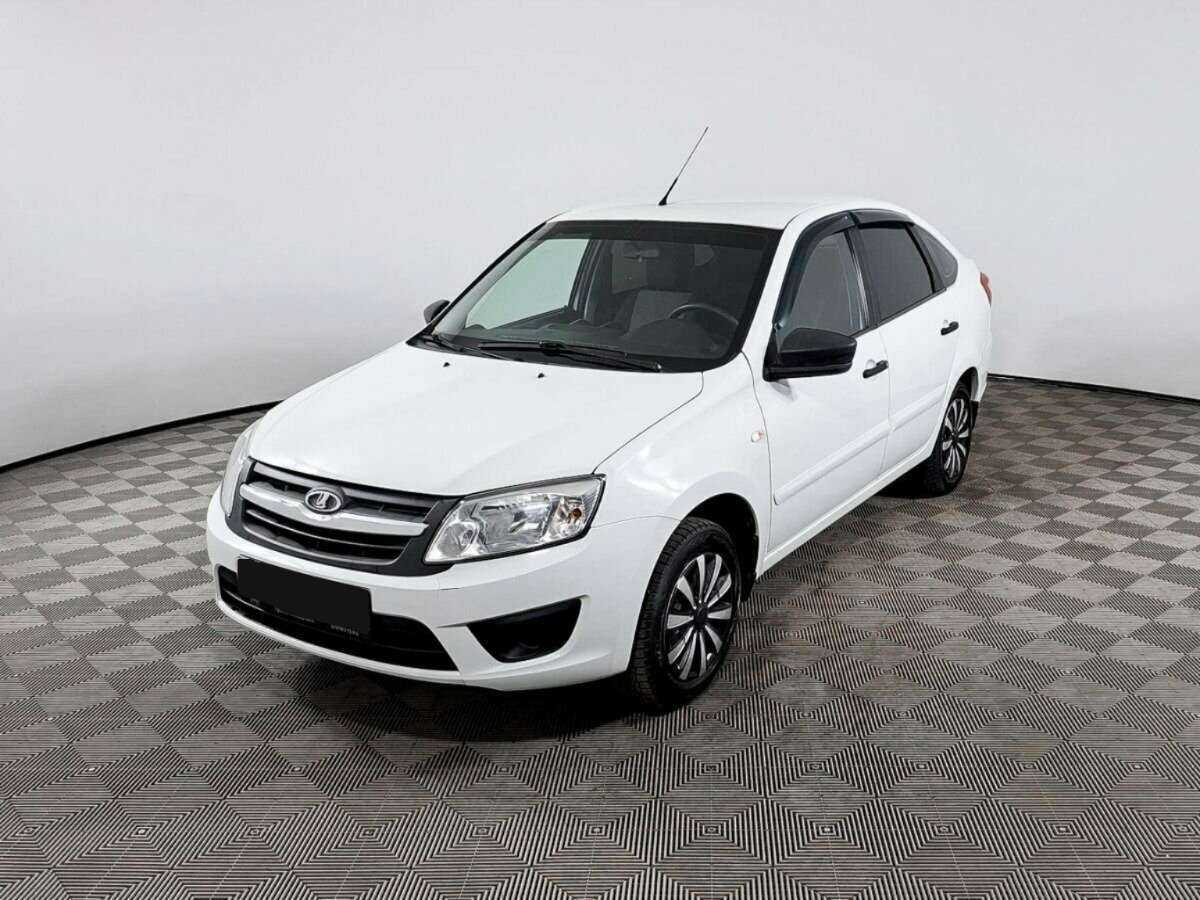 Lada (ВАЗ) Granta с пробегом — 2018 год. Посмотреть фото