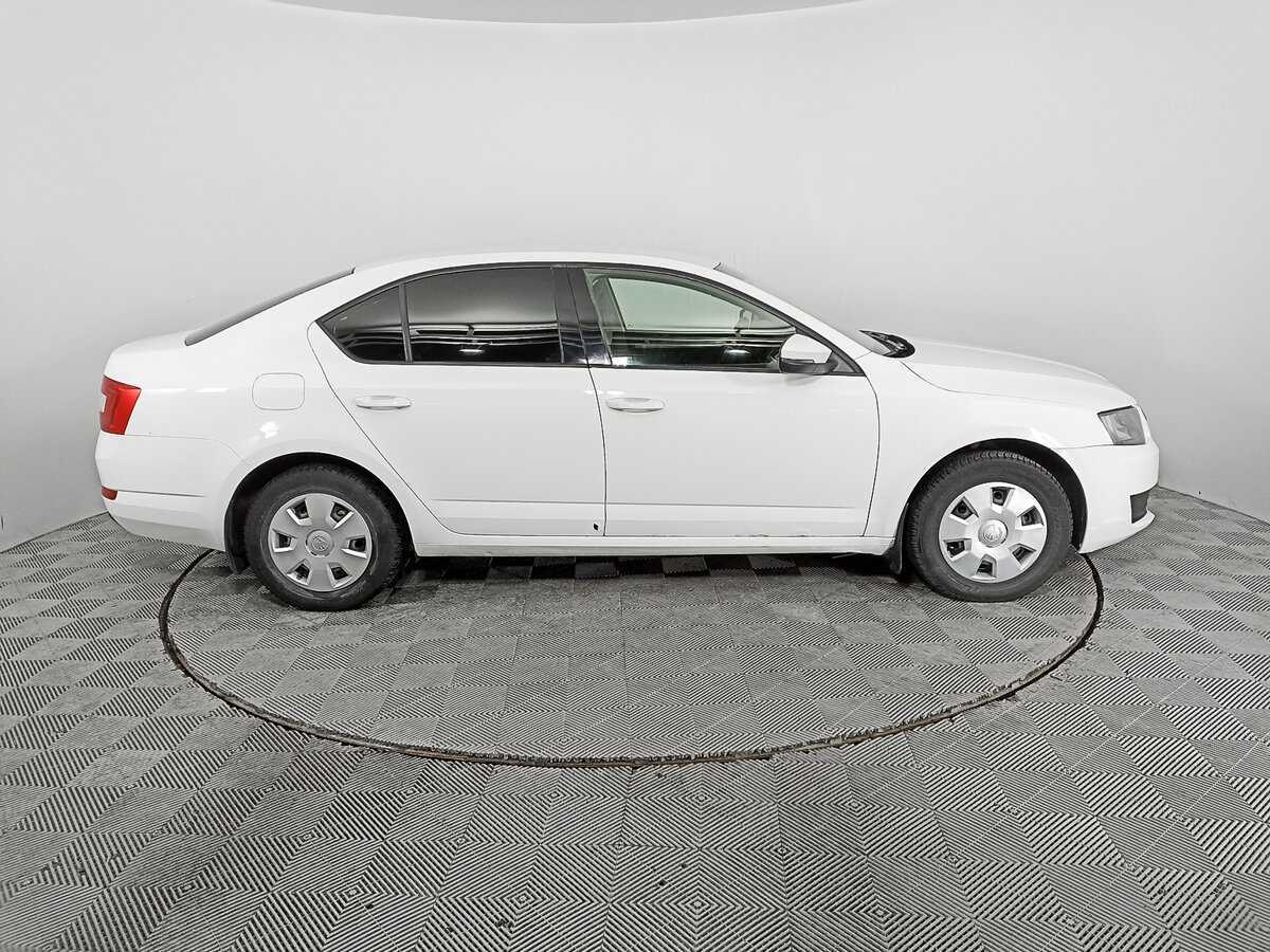 Skoda Octavia с пробегом — 2014 год. Фото: #3