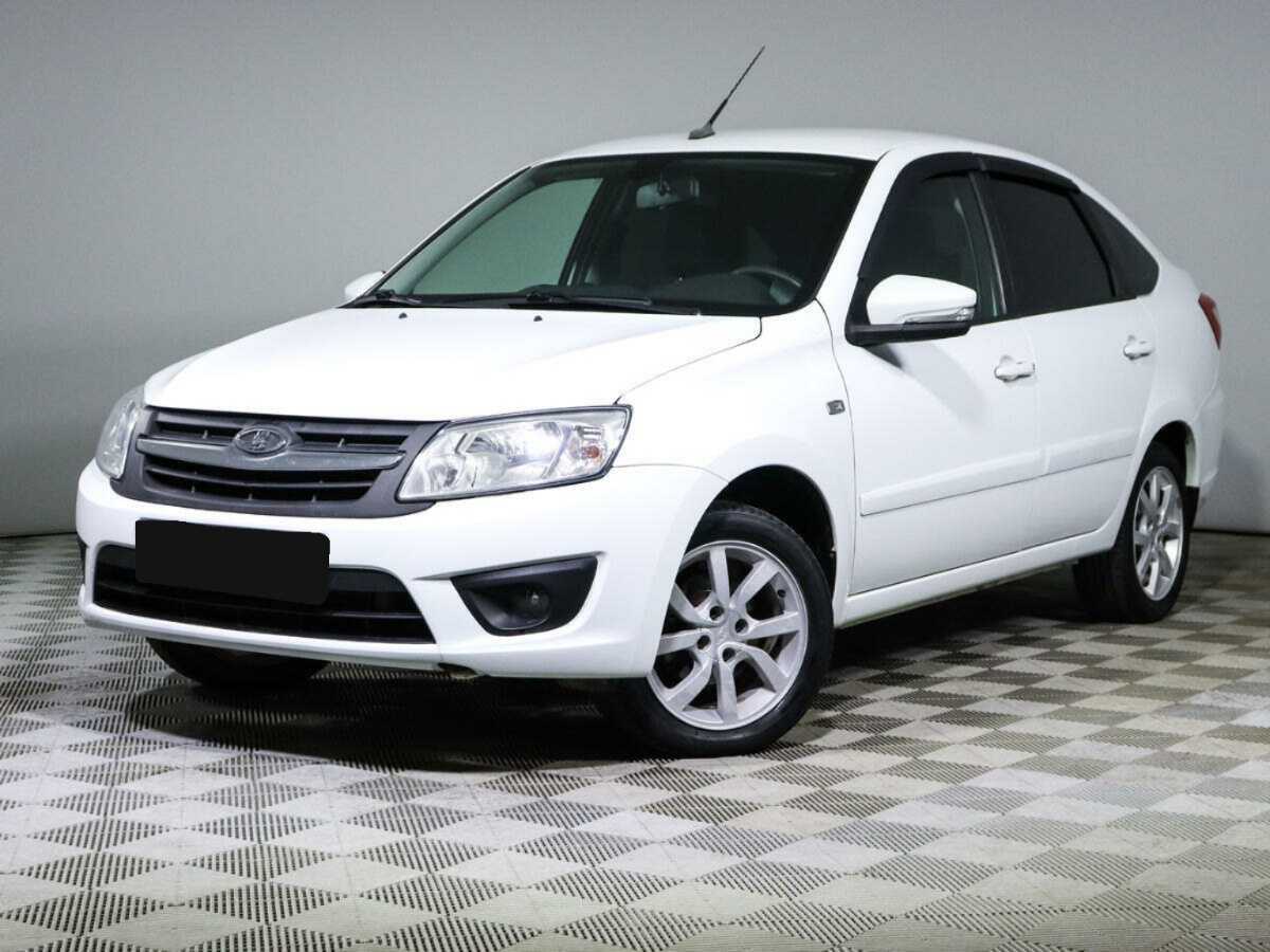 Lada (ВАЗ) Granta с пробегом — 2016 год. Посмотреть фото