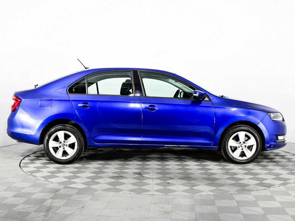 Skoda Rapid с пробегом — 2018 год. Фото: #3