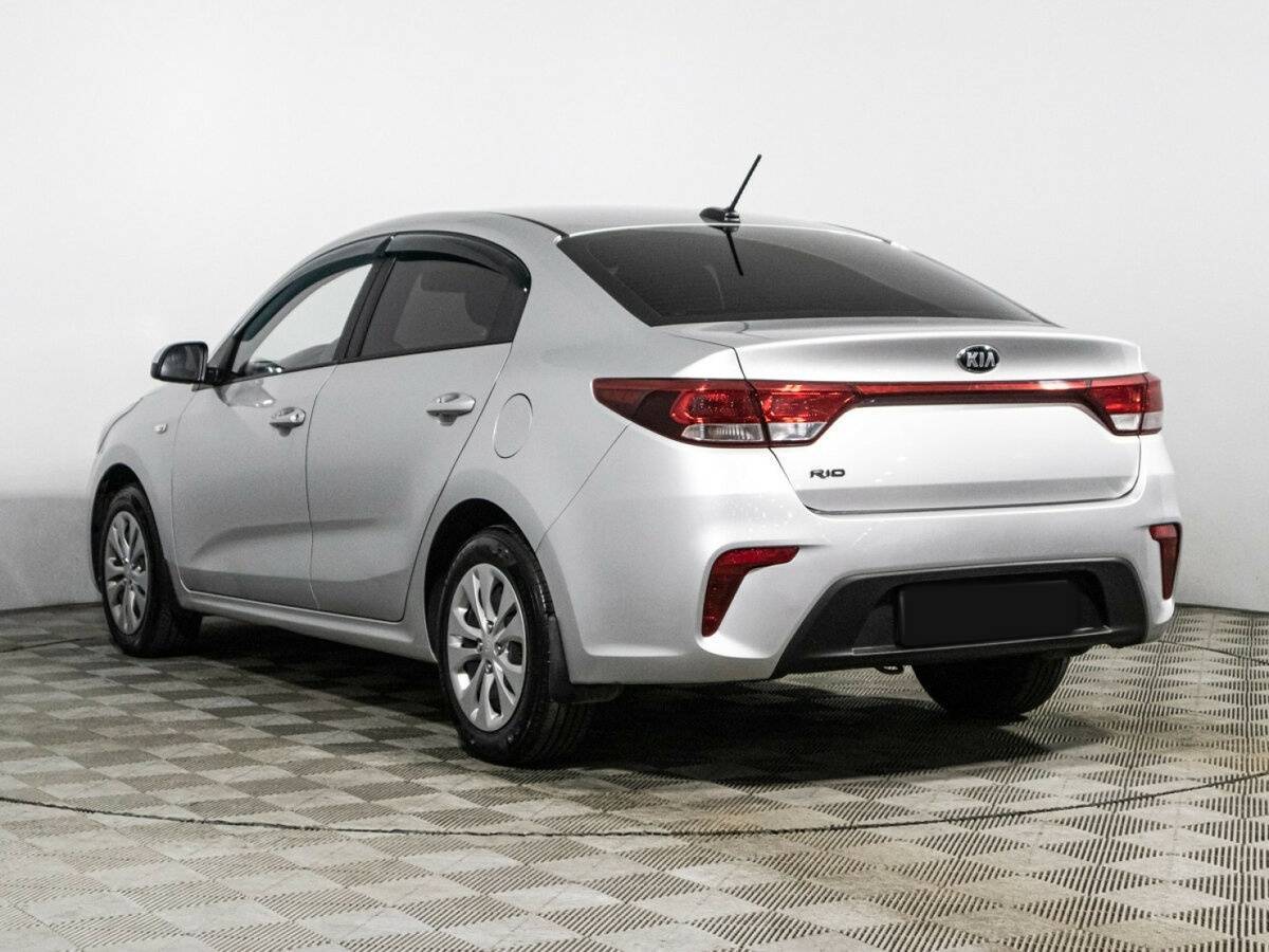 Kia Rio с пробегом — 2020 год. Фото: #6