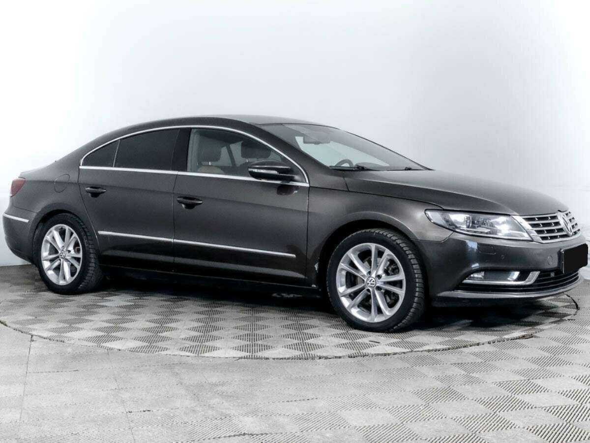 Volkswagen Passat CC с пробегом — 2012 год. Фото: #2