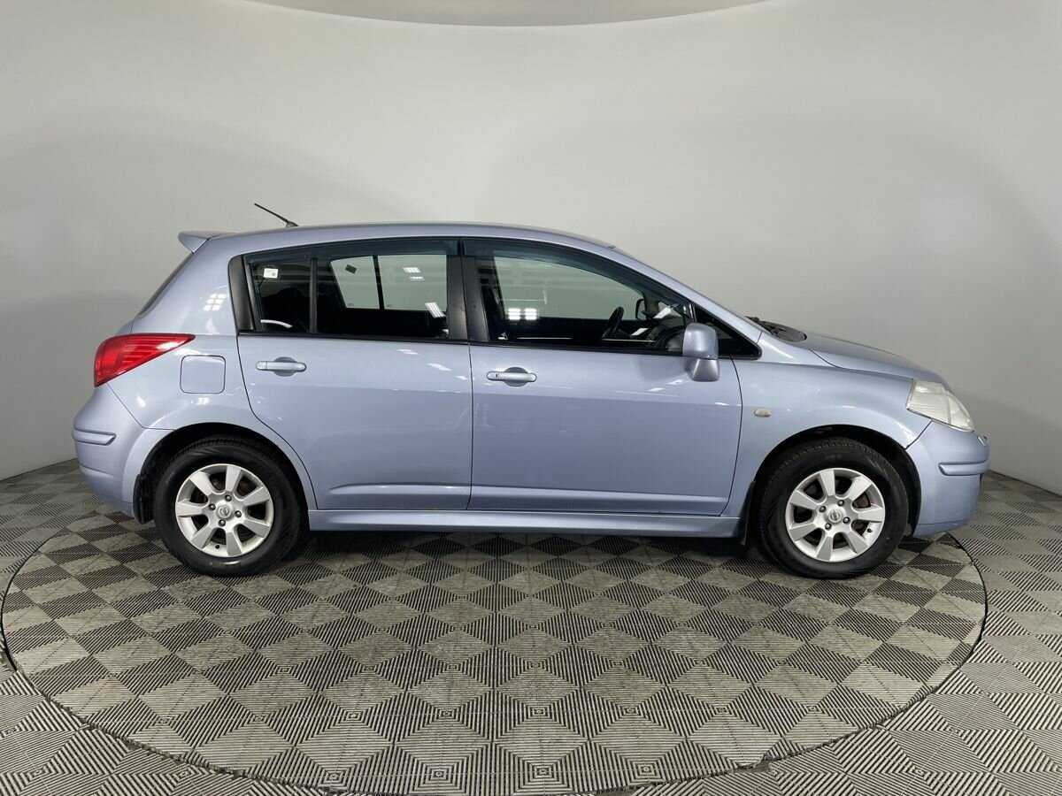 Nissan Tiida с пробегом — 2013 год. Фото: #3