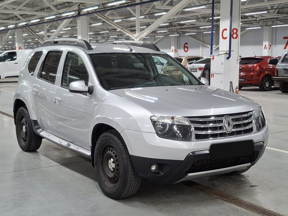 Renault Duster с пробегом — 2012 год. Фото: #2