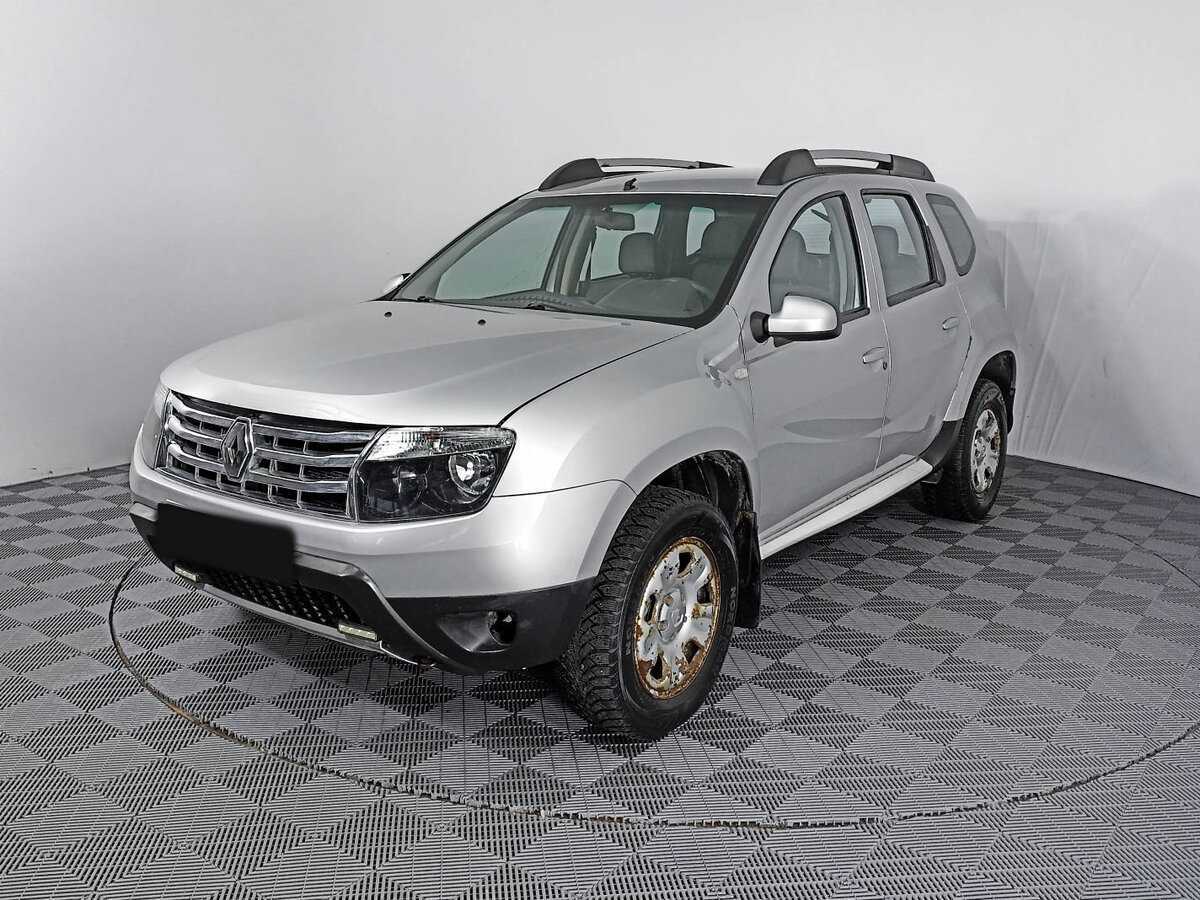 Renault Duster с пробегом — 2013 год. Посмотреть фото