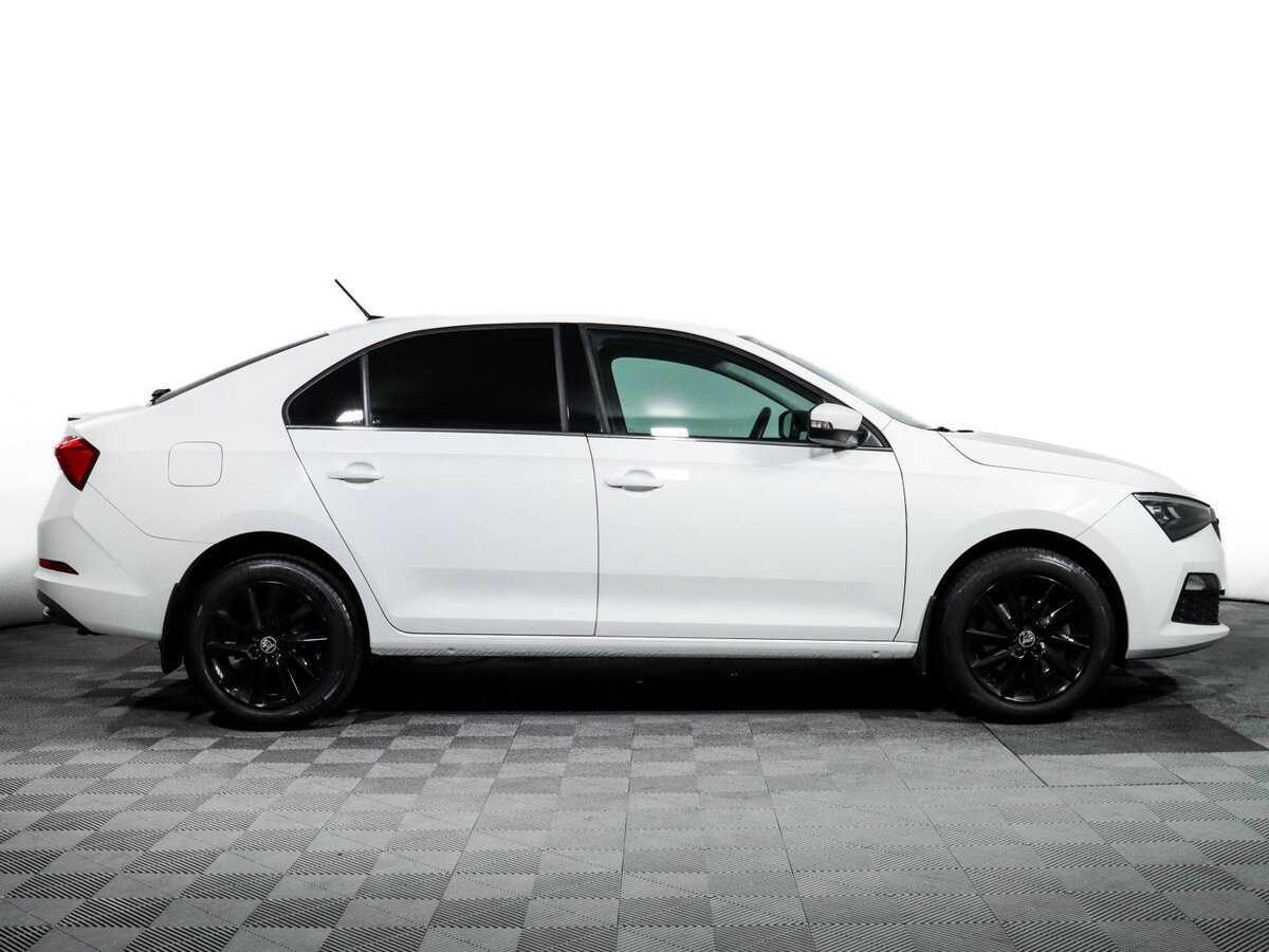 Skoda Rapid с пробегом — 2022 год. Фото: #3