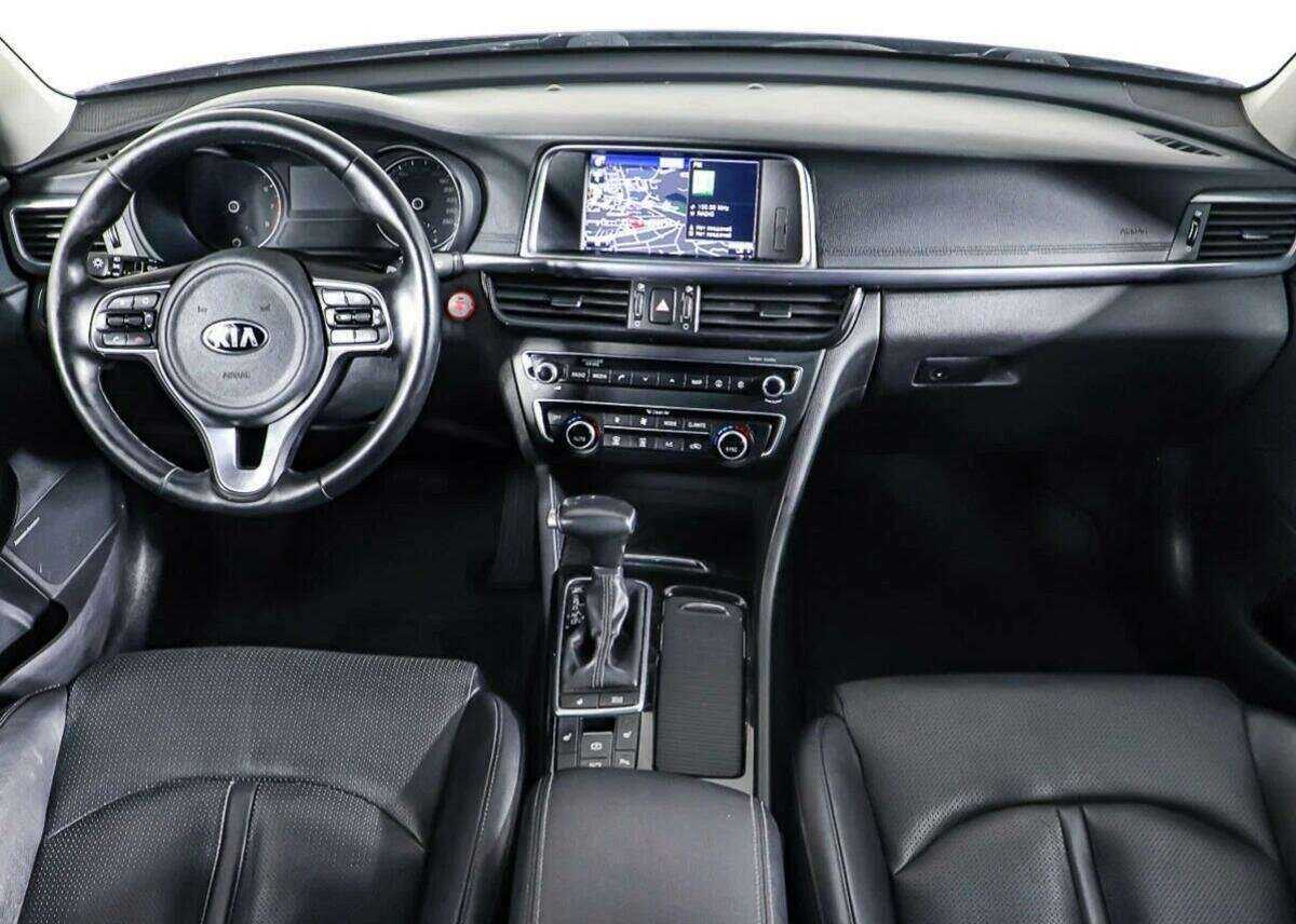 Kia Optima с пробегом — 2016 год. Фото: #9