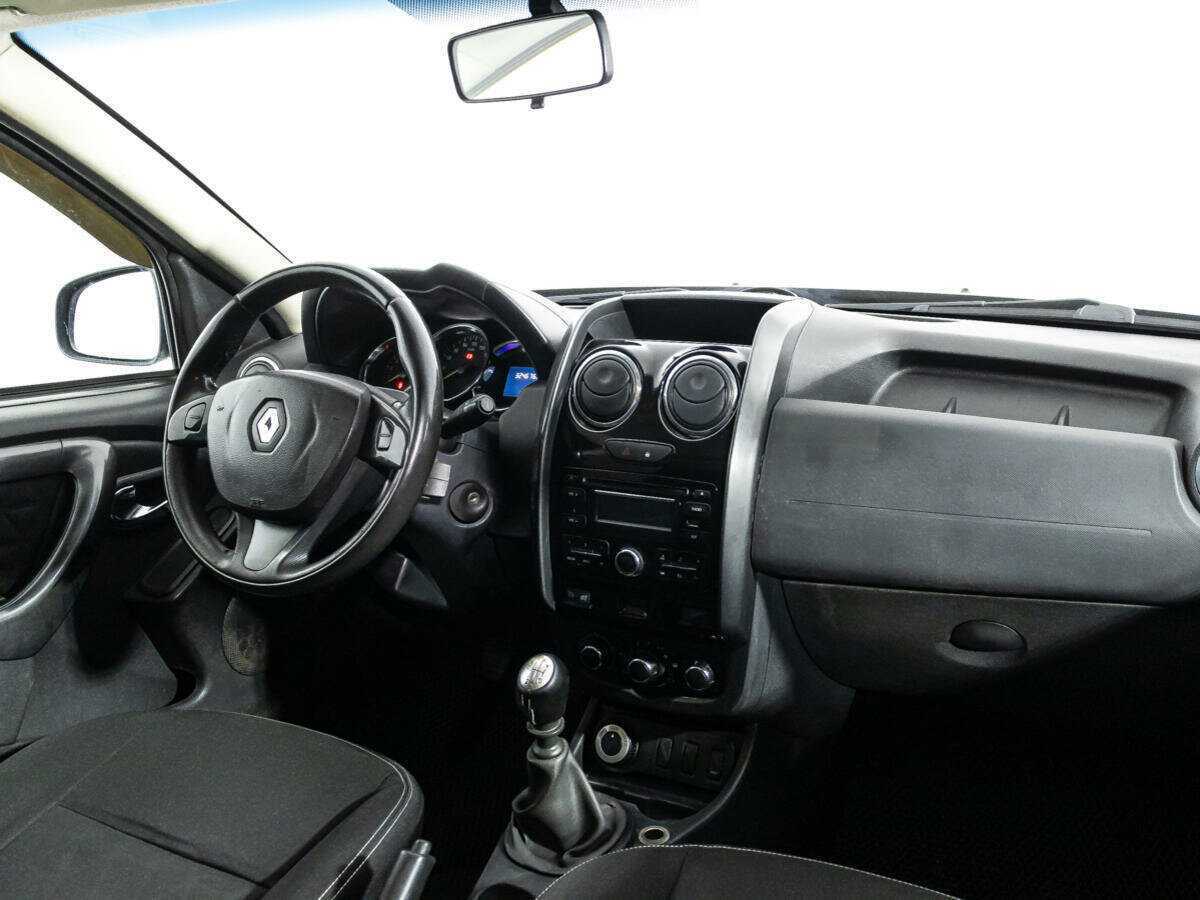 Renault Duster с пробегом — 2016 год. Фото: #8