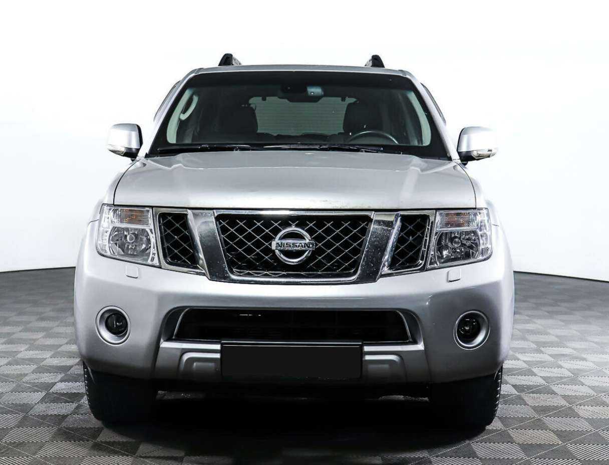 Nissan Pathfinder с пробегом — 2012 год. Фото: #1