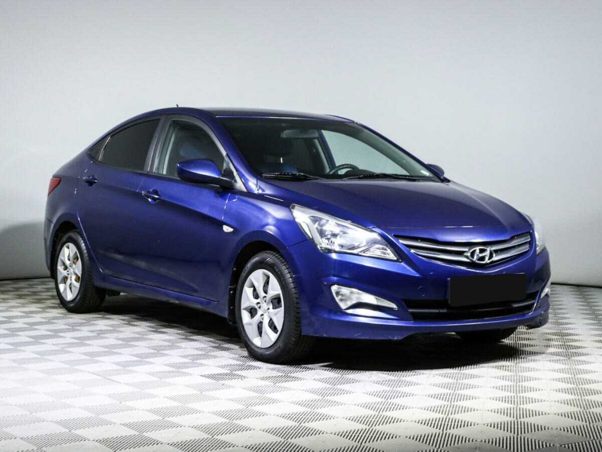 Hyundai Solaris с пробегом — 2015 год. Фото: #2